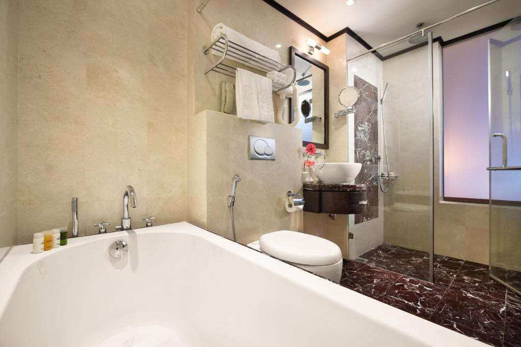 Premium Deluxe Double or Twin Room – Free Jacuzzi