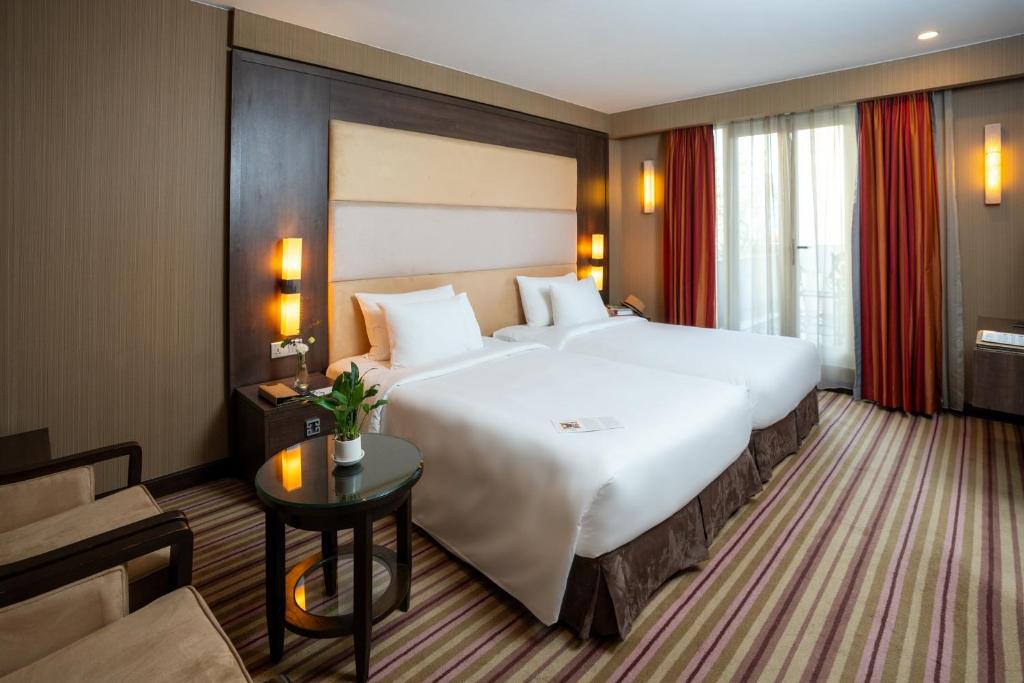 Premium Deluxe Double or Twin Room – Free Jacuzzi