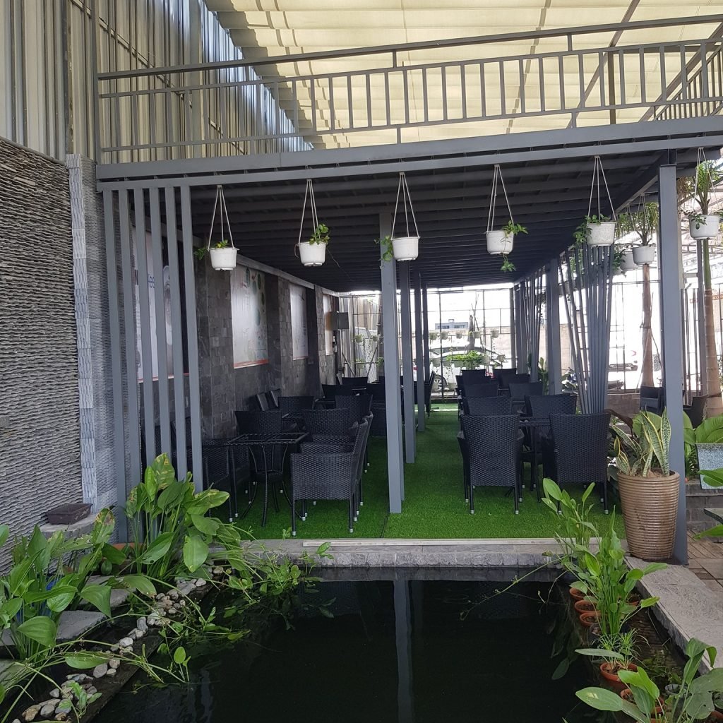 Café Niceland Koi
