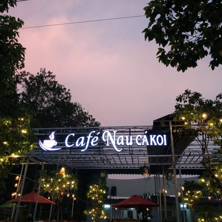 Café NAU Cá Koi