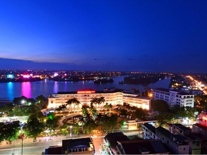 Century Riverside Hotel Hue