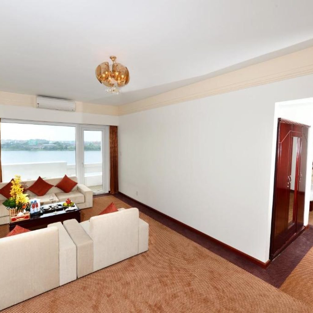 Century Riverside Hotel Hue