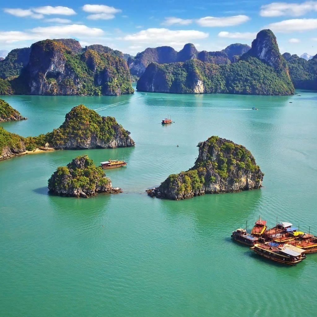 VISITE DE LA VILLE HANOI – BAIE D’HA LONG (CITY TOUR HÀ NỘI – VỊNH HẠ LONG)