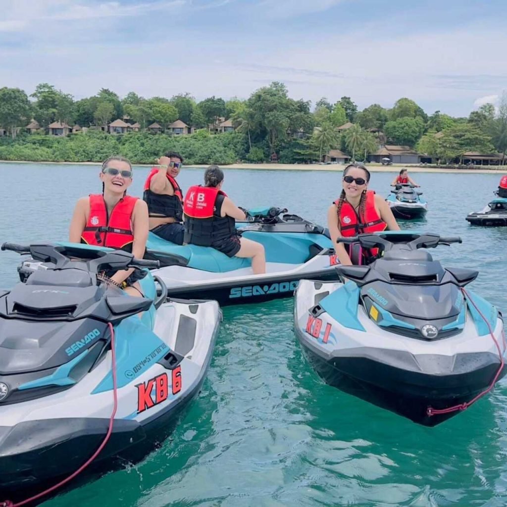 phuket : jetski seadoo 1630cc 4 heures 50km 6 iles
