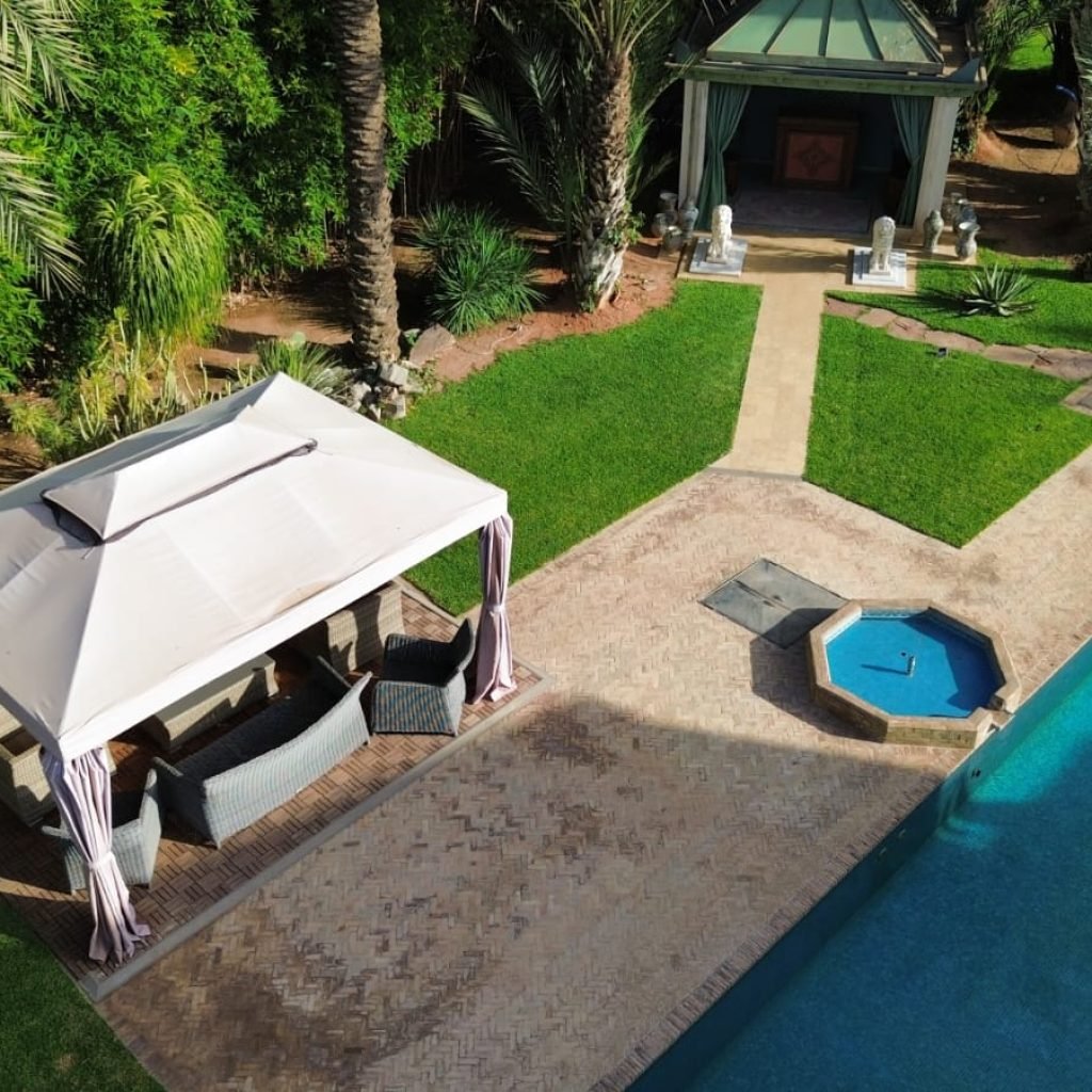 Villa haut standing La Palmeraie Marrakech – location en privatisation complète avec personnel
