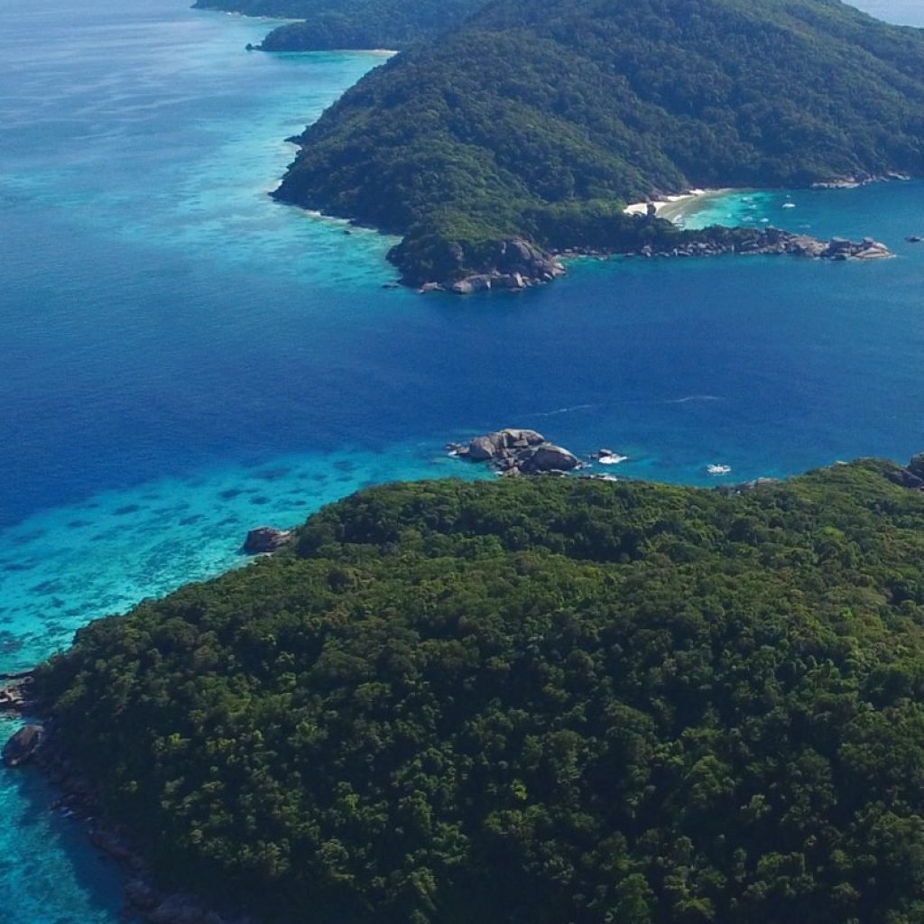 depuis Phuket 1 JOUR – ÎLES SIMILAN (4 ÎLES) TRANSFERT REPAS ASSURRANCE INCLUS