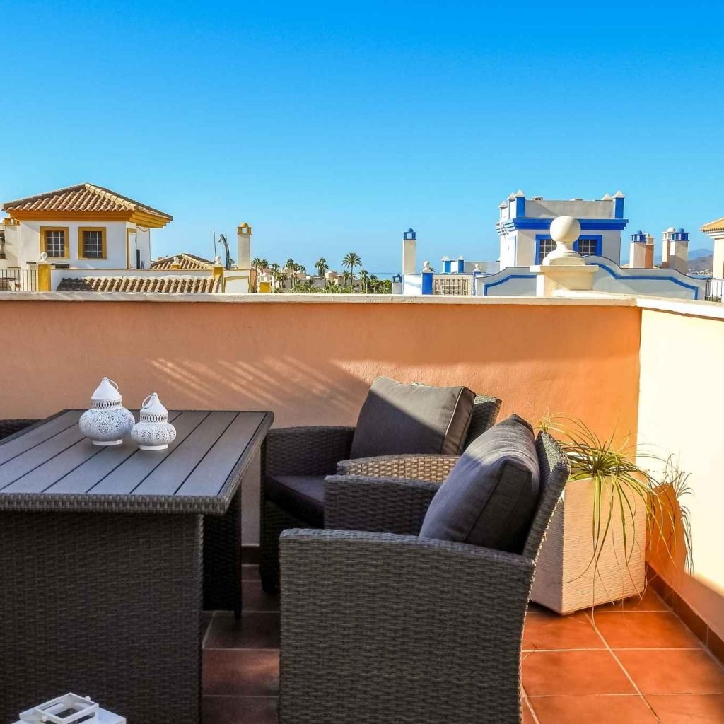Casa Lodelia – Maison avec solarium vue mer, proche des plages