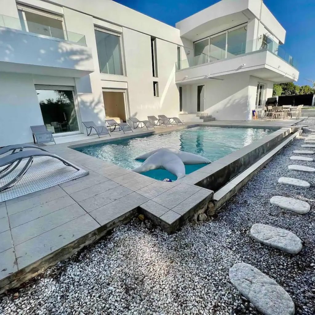 VILLA CALIFORNIENNE 4km Cannes Gare et Plages